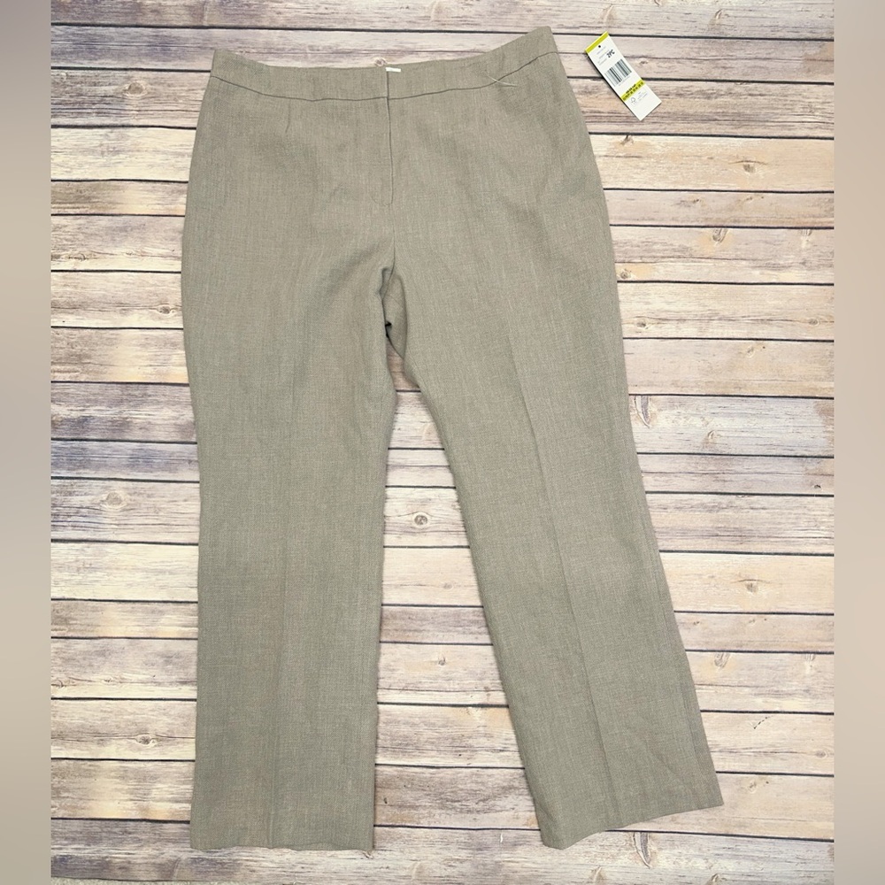 Le Suit Women’s Dress Pants Straight Leg in Taupe 14P